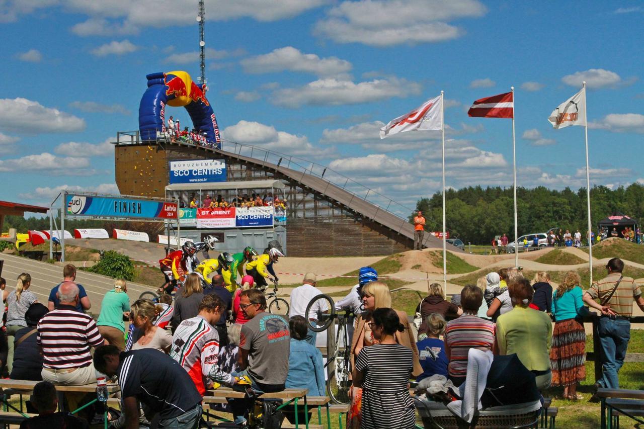 Holiday Complex Avoti Valmiera Exterior photo